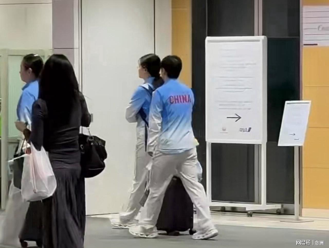 bw西汉姆联承诺不会在未获得用户许可的情况下擅自将用户的个人资料信息出租或出售给任何第三方详情图